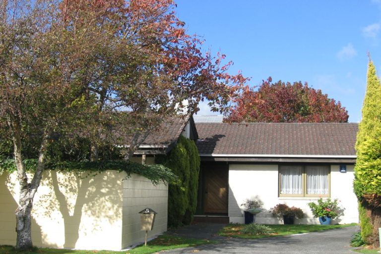 Photo of property in 16 De Menech Grove, Avalon, Lower Hutt, 5011