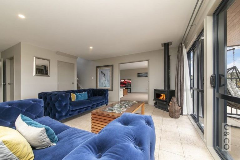 Photo of property in 53 Broadwood Rise, Kumeu, 0892