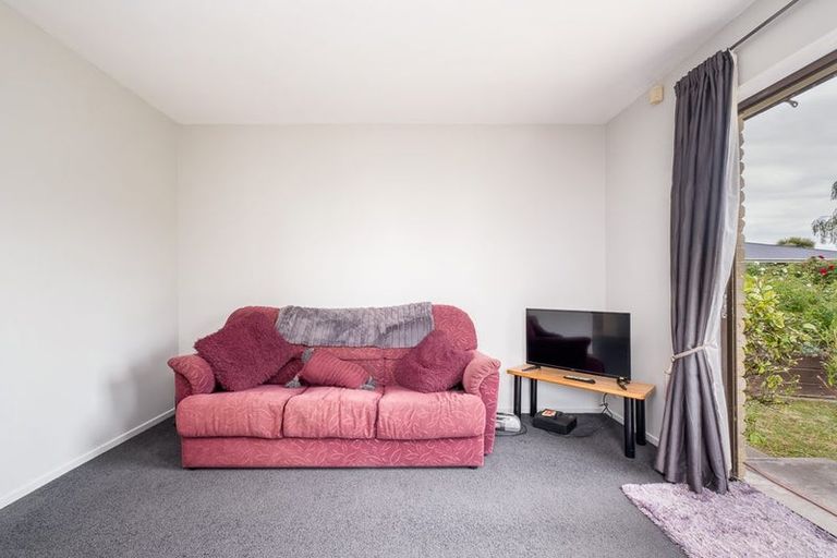 Photo of property in 2/195 Linwood Avenue, Linwood, Christchurch, 8011