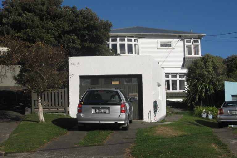 Photo of property in 30 Awa Road, Miramar, Wellington, 6022