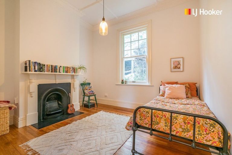 Photo of property in 47 Easther Crescent, Kew, Dunedin, 9012