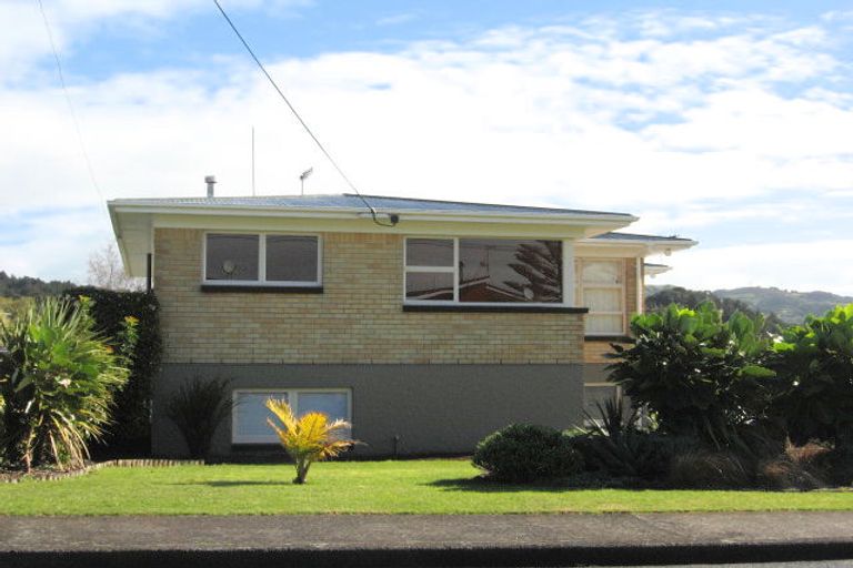 Photo of property in 19 Tuhangi Street, Te Kamo, Whangarei, 0112
