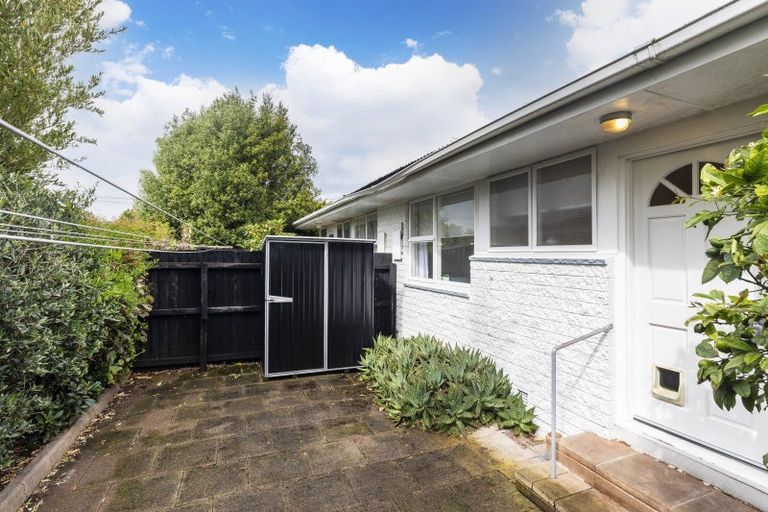Photo of property in 2/5 Pitt Place, St Albans, Christchurch, 8014