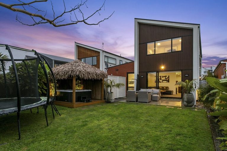 Photo of property in 6 Kanuka Road, Hobsonville, Auckland, 0616