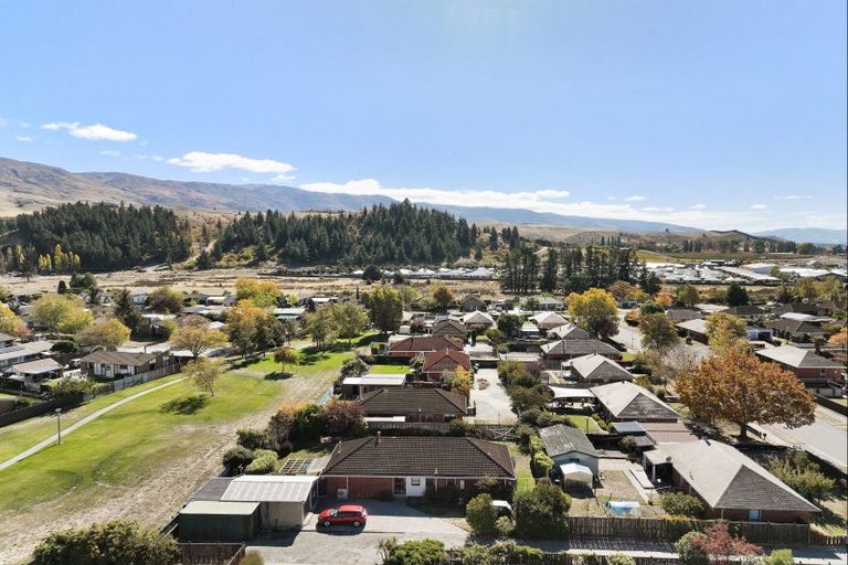 Photo of property in 21 Jollys Road, Cromwell, 9310