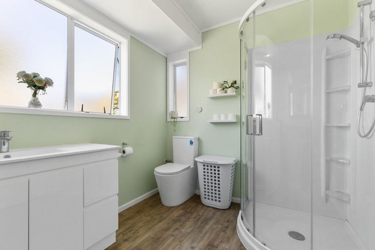 Photo of property in 74 Kennedy Drive, Levin, 5510