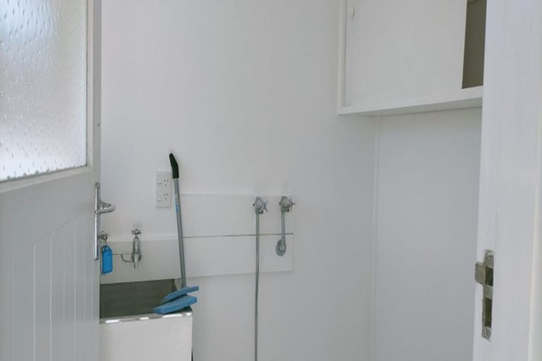 Photo of property in 59 Kashmir Avenue, Clouston Park, Upper Hutt, 5018