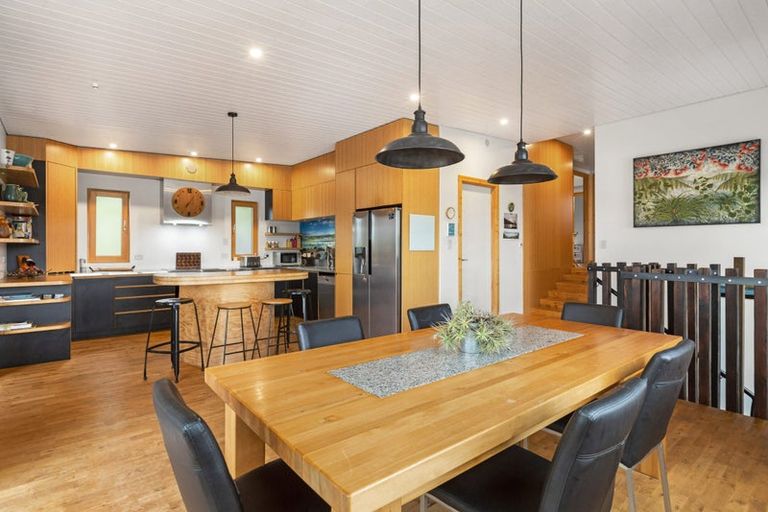 Photo of property in 21 Primrose Street, Raglan, 3225