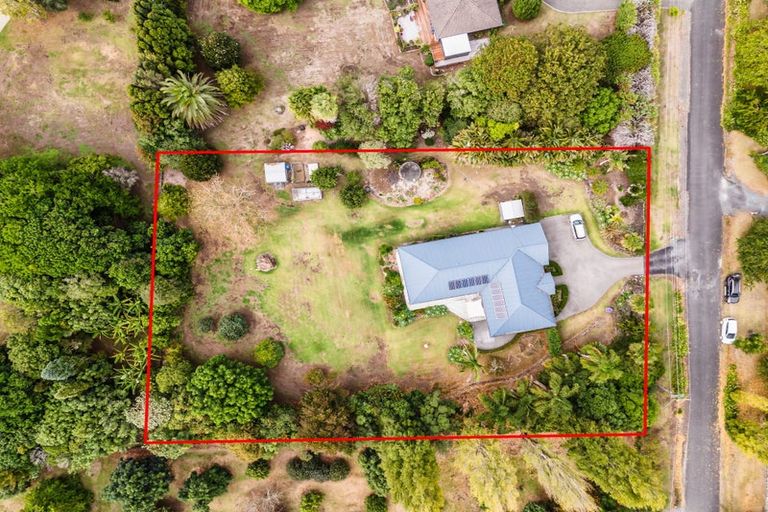 Photo of property in 28 Davis Strongman Place, Kerikeri, 0293
