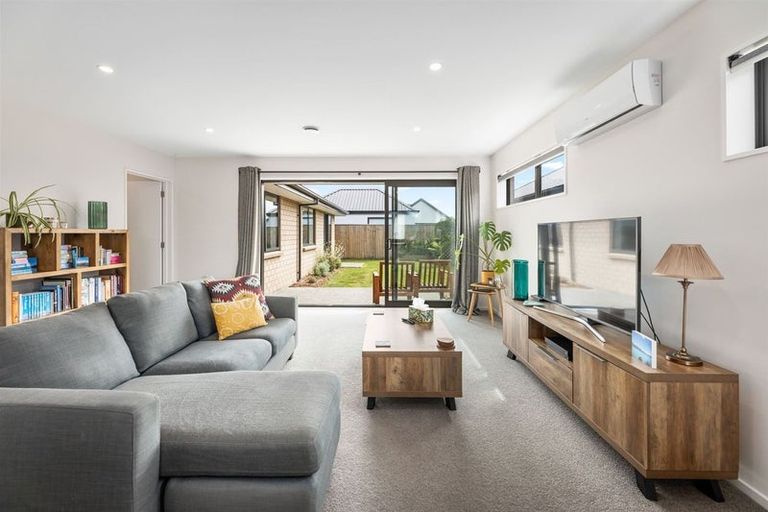 Photo of property in 13 Allied Road, Halswell, Christchurch, 8025