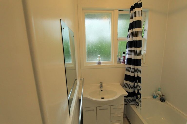 Photo of property in 6 Pukeko Place, Tokoroa, 3420