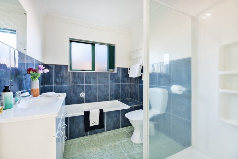 Photo of property in 29 Greenberry Drive, Ranui, Auckland, 0612