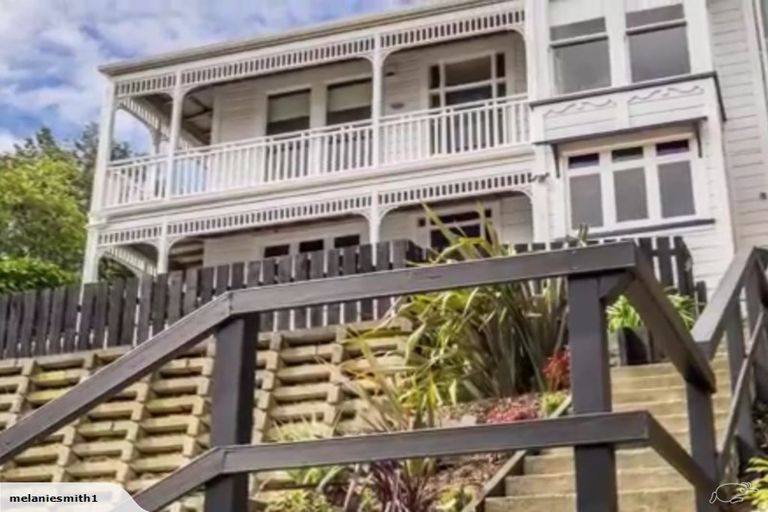 Photo of property in 1/15 Emerson Street, Berhampore, Wellington, 6023