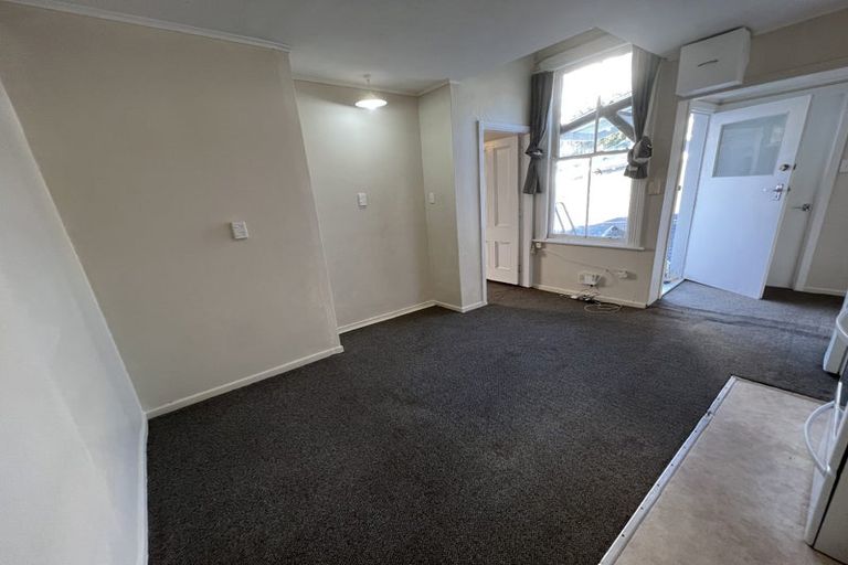 Photo of property in 14 Bidwill Street, Mount Cook, Wellington, 6021