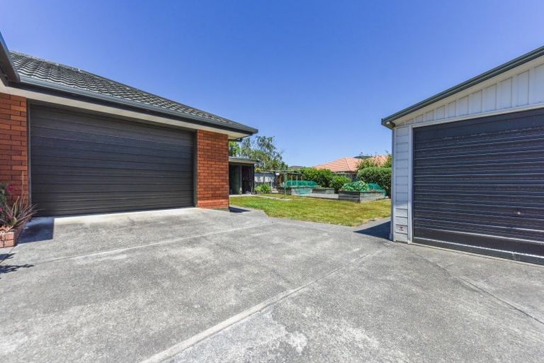 Photo of property in 20 Ranui Street, Waikawa, Picton, 7220