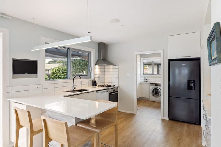 Photo of property in 10 Reynolds Avenue, Bishopdale, Christchurch, 8053