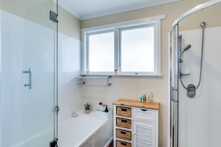 Photo of property in 7 Downing Avenue, Pirimai, Napier, 4112