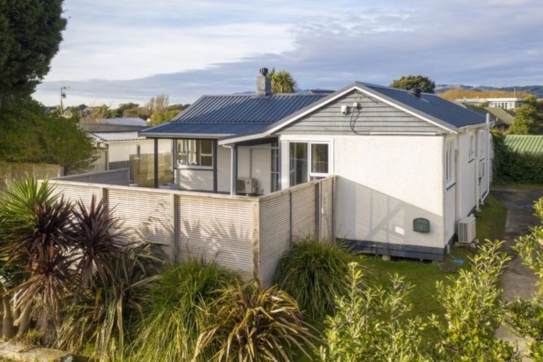 Photo of property in 13 Allen Road, Raumati Beach, Paraparaumu, 5032