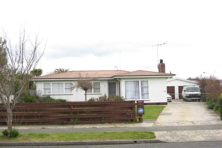 Photo of property in 4 Merton Crescent, Pirimai, Napier, 4112