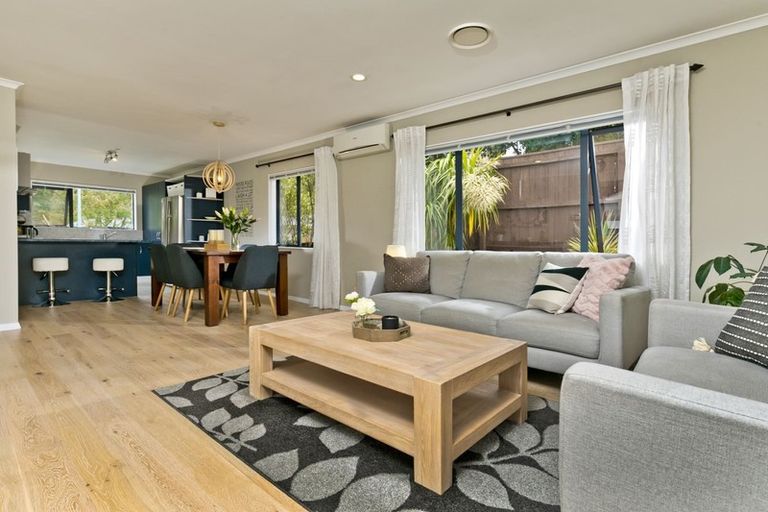 Photo of property in 20 Brookwood Drive, Henderson, Auckland, 0612