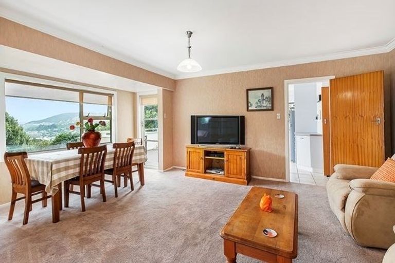 Photo of property in 59 Sunrise Boulevard, Tawa, Wellington, 5028