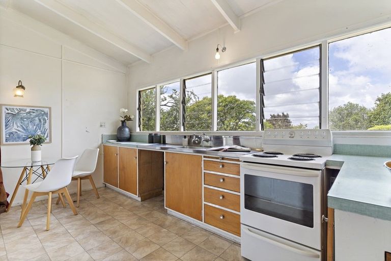 Photo of property in 24 Watt Street, Featherston, 5710