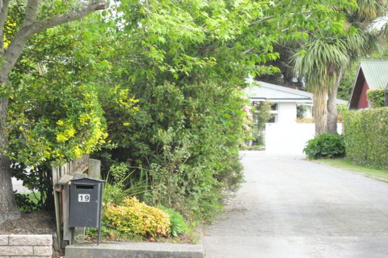 Photo of property in 19 Hadlow Place, Burnside, Christchurch, 8041