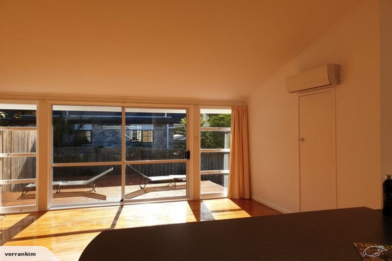 Photo of property in 2/14a Puriri Street, Takapuna, Auckland, 0622