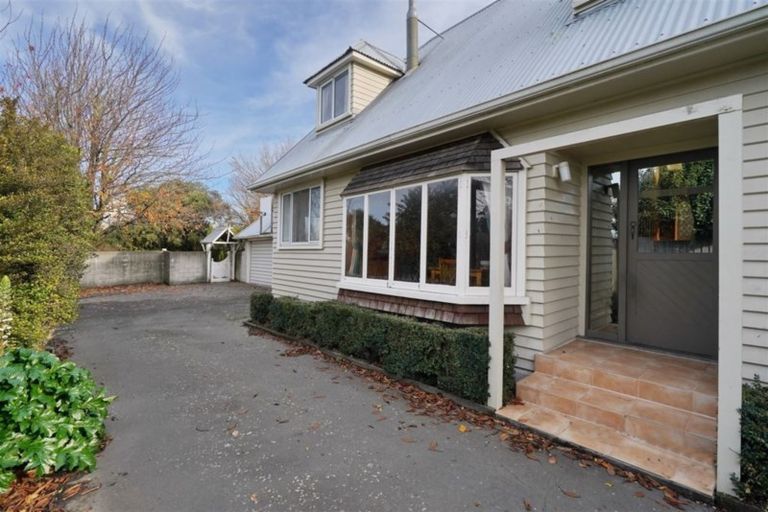 Photo of property in 34 Lees Road, Strowan, Christchurch, 8052