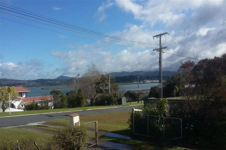 Photo of property in 29 Pah Road, Onerahi, Whangarei, 0110