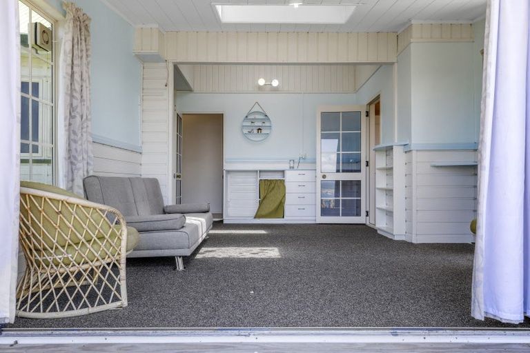Photo of property in 65 Te Moenga Park, Acacia Bay, Taupo, 3330