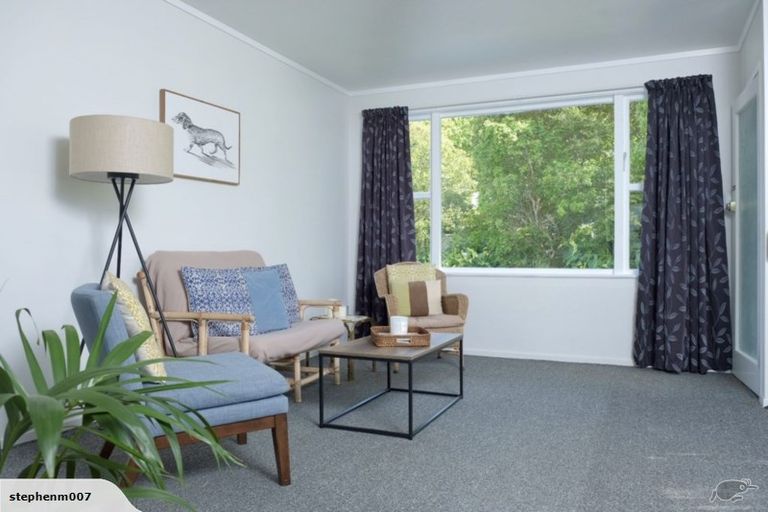 Photo of property in 1/134 Edmonton Road, Te Atatu South, Auckland, 0610