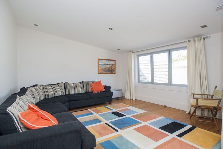 Photo of property in 12 Hinaki Street, Inner Kaiti, Gisborne, 4010