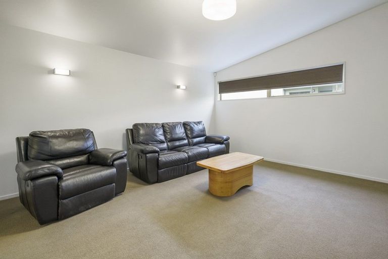 Photo of property in 17 Tara Place, Belmont, Lower Hutt, 5010