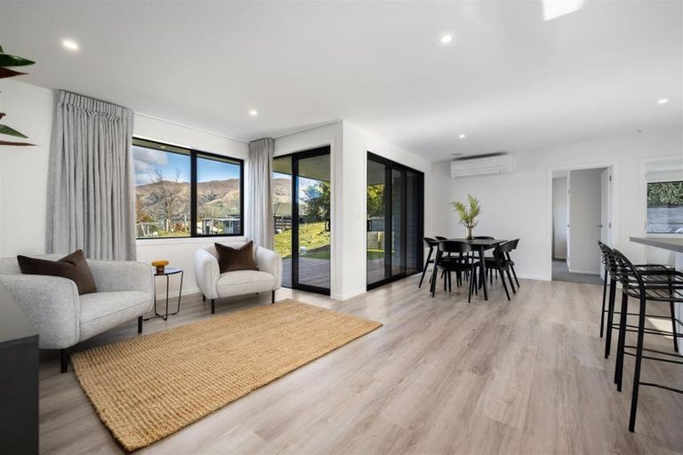 Photo of property in 36 Clearview Street, Wanaka, 9305