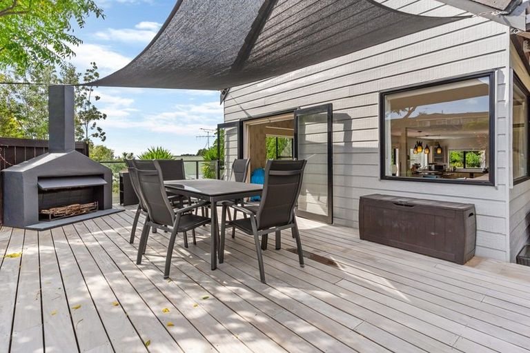 Photo of property in 60 Polkinghorne Drive, Manly, Whangaparaoa, 0930