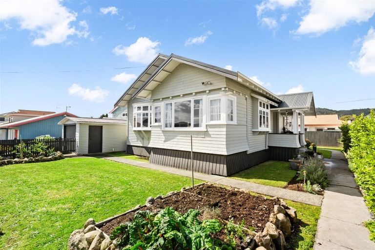 Photo of property in 16 Zealandia Street, Kensington, Whangarei, 0112