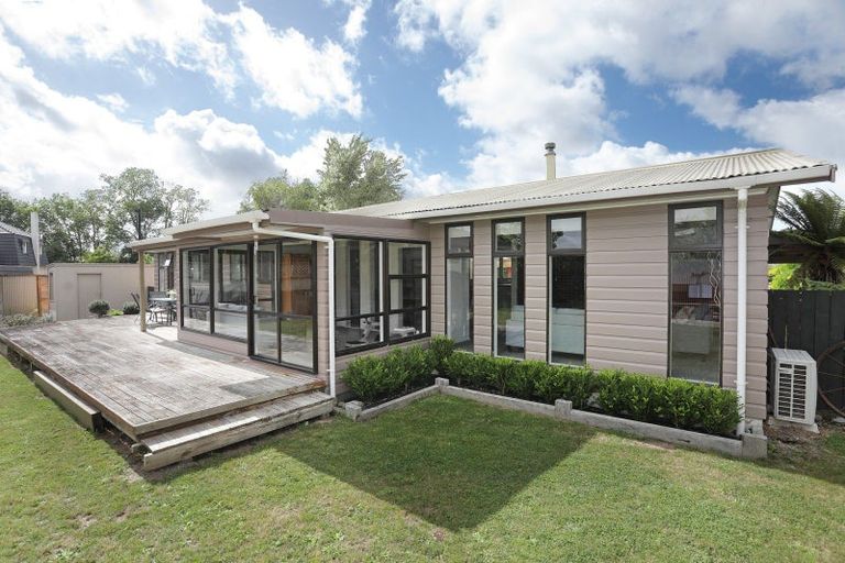 Photo of property in 8 Dalzien Place, Feilding, 4702