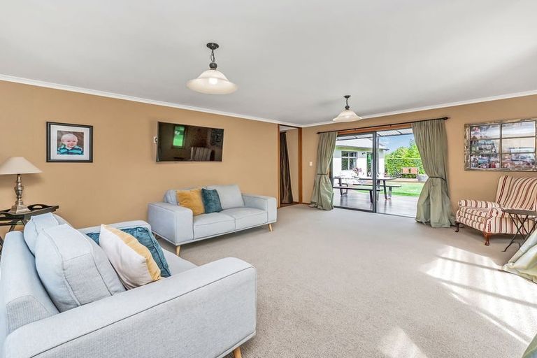 Photo of property in 34 Stott Drive, Darfield, 7571