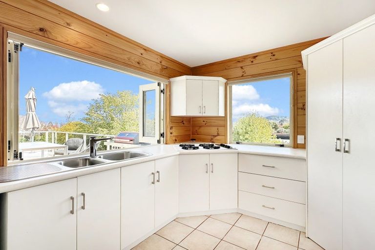 Photo of property in 31 Angela Place, Kinloch, Taupo, 3377