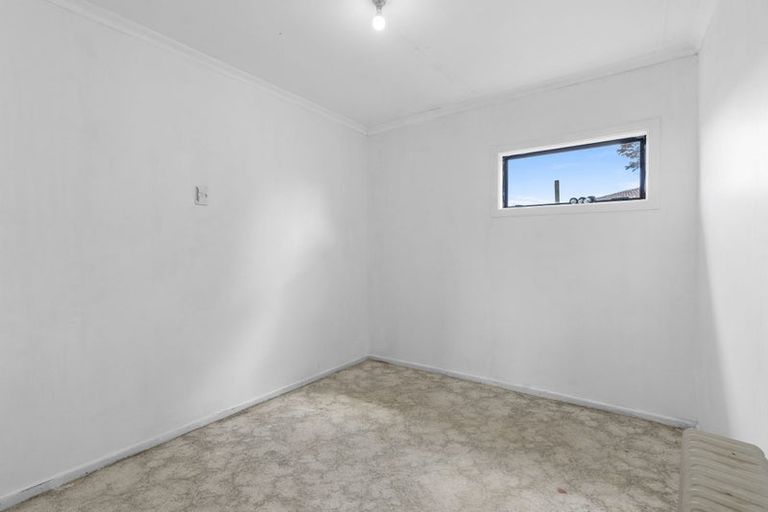 Photo of property in 20 Kinross Street, Levin, 5510