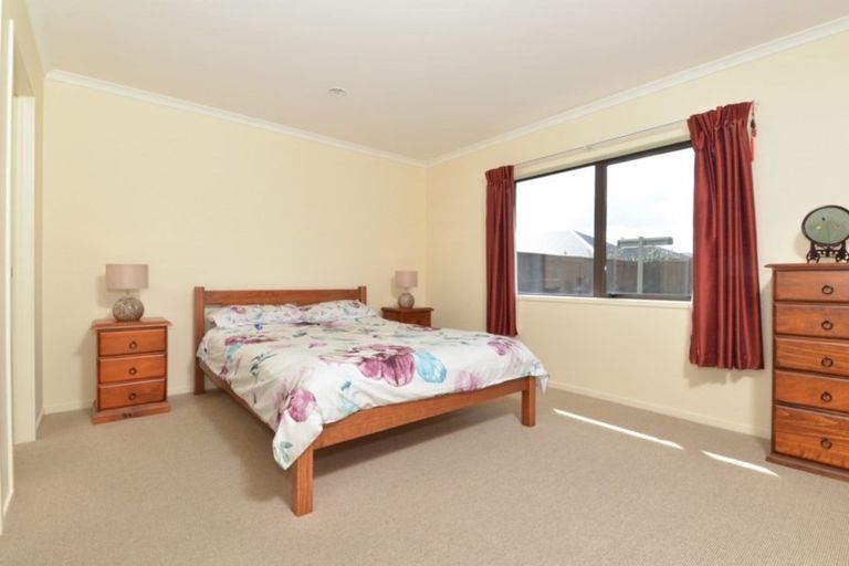 Photo of property in 26 Aquila Crescent, Rototuna North, Hamilton, 3210