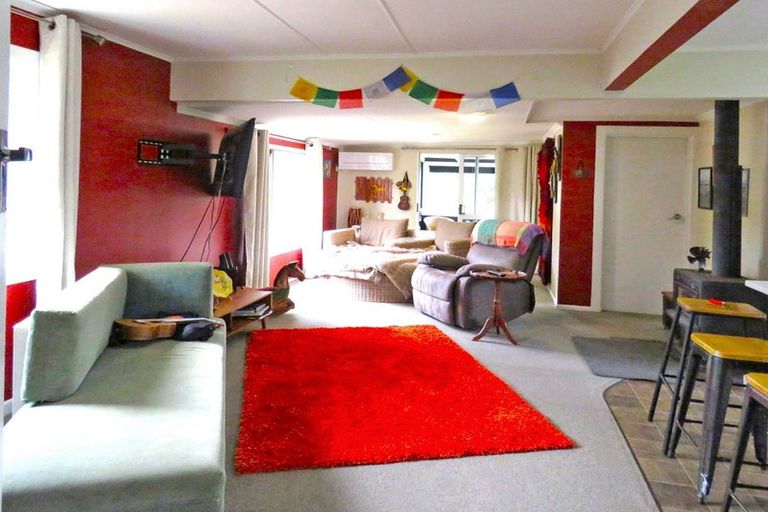 Photo of property in 35 Bushyhill Street, Tapanui, 9522