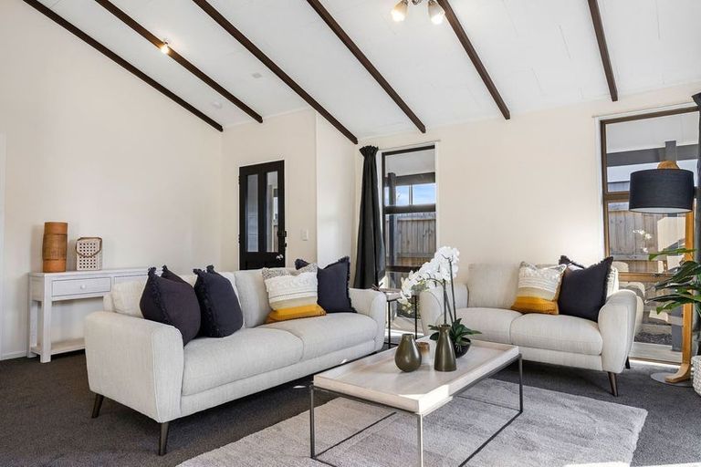 Photo of property in 2/42 Heywood Terrace, Richmond, Christchurch, 8013