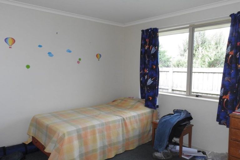 Photo of property in 18 Gardenia Close, Melville, Hamilton, 3206