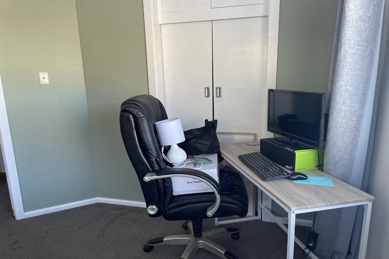 Photo of property in 90 Douglas Street, Highfield, Timaru, 7910