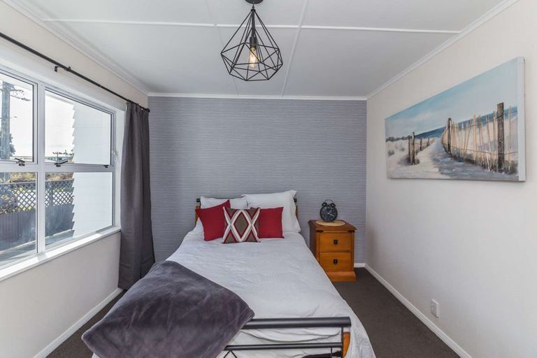 Photo of property in 21 Gordon Place, Levin, 5510