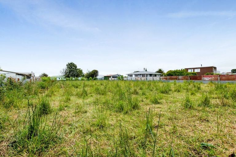 Photo of property in 18 Riemenschneider Street, Manaia, 4612