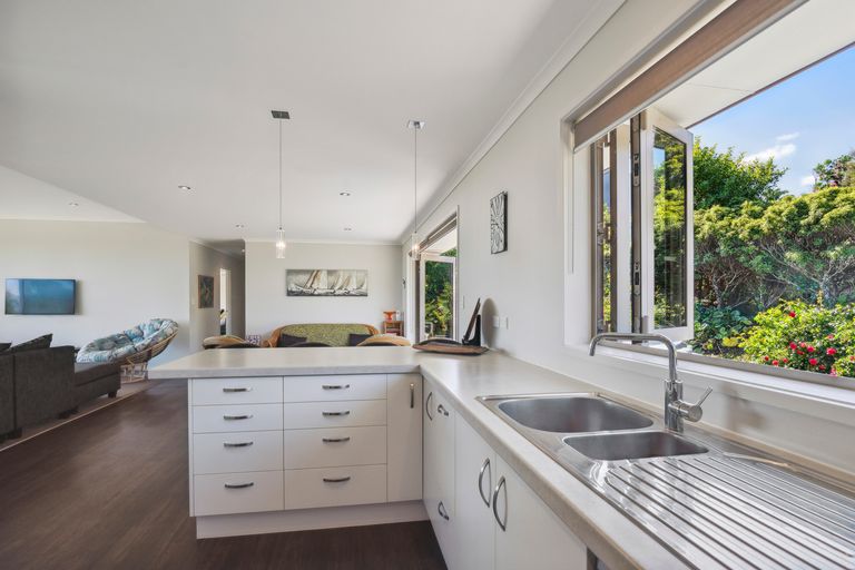 Photo of property in 136 Ti Point Road, Ti Point, Leigh, 0985