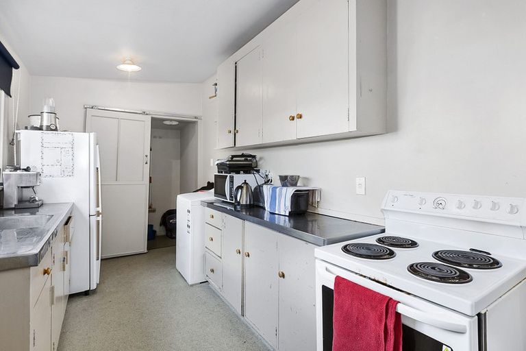 Photo of property in 824 Cumberland Street, North Dunedin, Dunedin, 9016